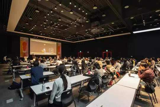 Eventos MICE según Clima Actividades y Gastos